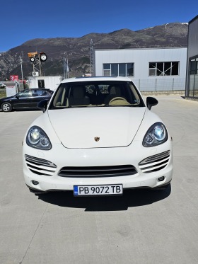 Porsche Cayenne Base, снимка 1 - Автомобили и джипове - 45200089