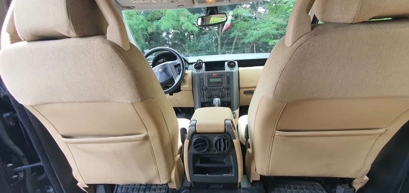 Land Rover Discovery, снимка 10 - Автомобили и джипове - 51601844