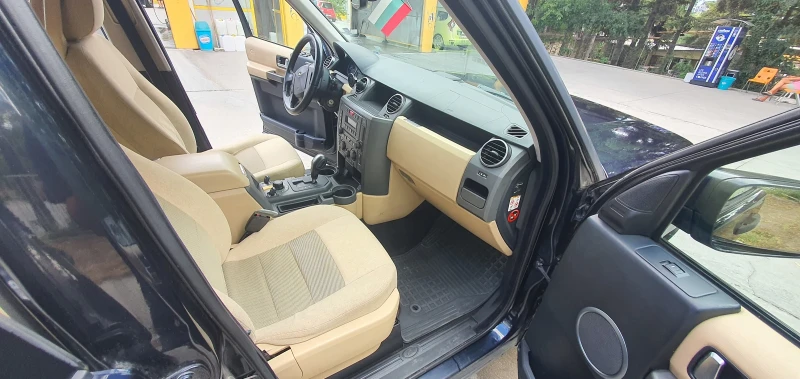 Land Rover Discovery, снимка 13 - Автомобили и джипове - 51601844
