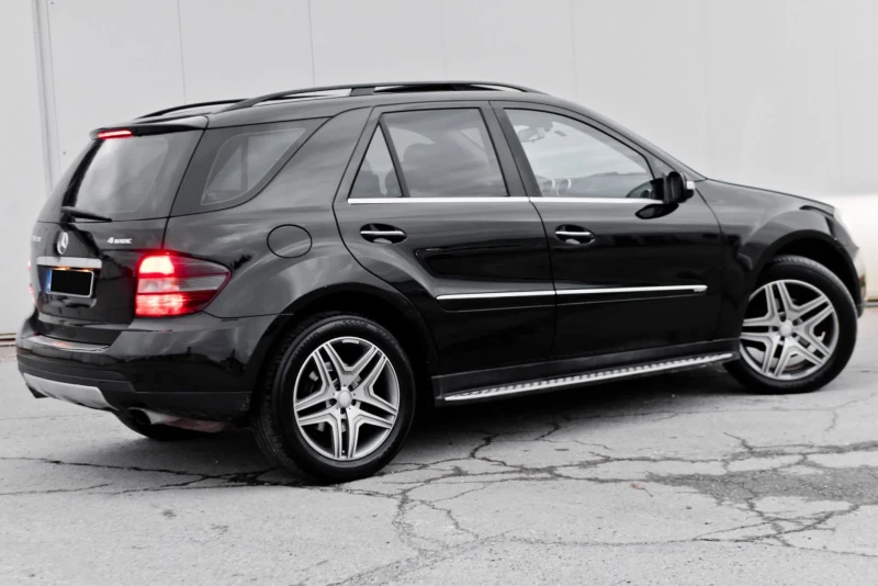 Mercedes-Benz ML 320 Sport, снимка 7 - Автомобили и джипове - 52597061