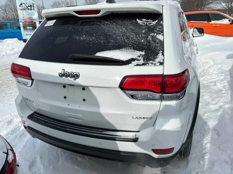 Jeep Grand cherokee * Laredo * CARFAX * , снимка 4 - Автомобили и джипове - 53224587