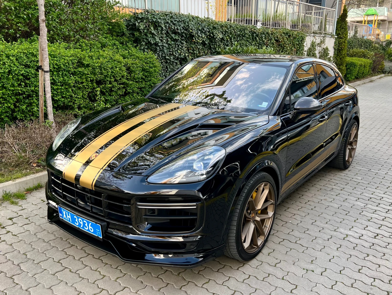 Porsche Cayenne Coupe Turbo with GT Package + TECHART - изображение 2