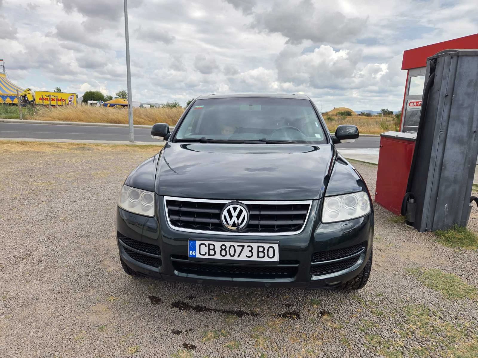 VW Touareg 2.5 TDI* ръчка* перфектен*  - изображение 2