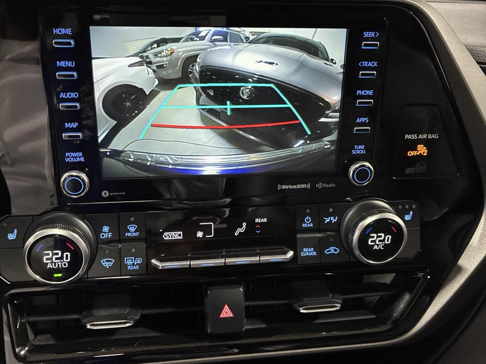 Toyota Highlander 3.5L V6 XLE  - изображение 7