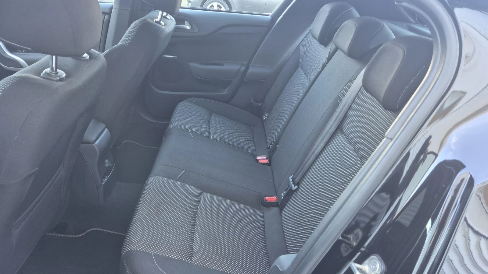 Citroen DS 4 Crossback 1.2   131 .. | Mobile.bg   13