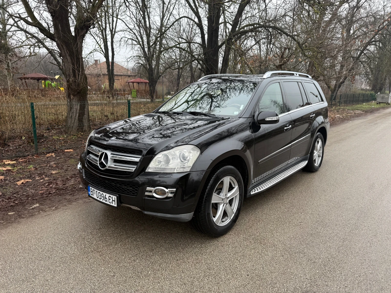 Mercedes-Benz GL 320 CDI* 4Matic* ОБДУХВАНЕ* 7места - изображение 4