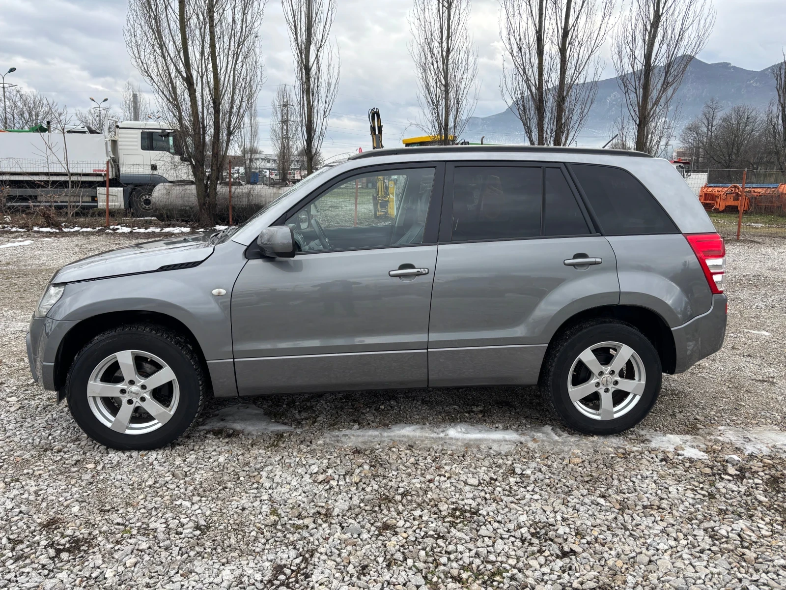 Suzuki Grand vitara 2.0 ������ 4�4 ����� ���� | Mobile.bg � ����������� 6