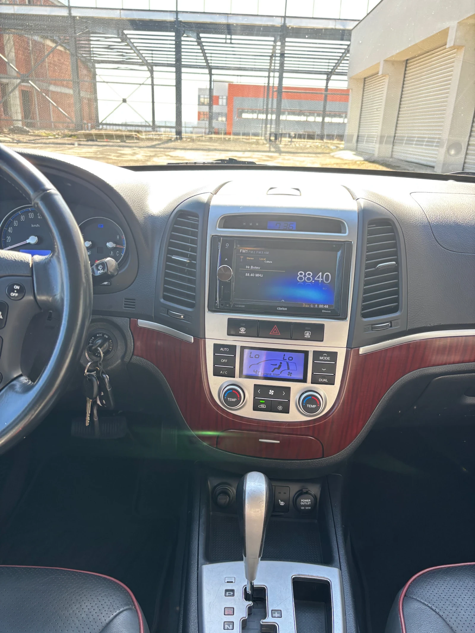 Hyundai Santa fe 2.2crdi автоматик - изображение 9