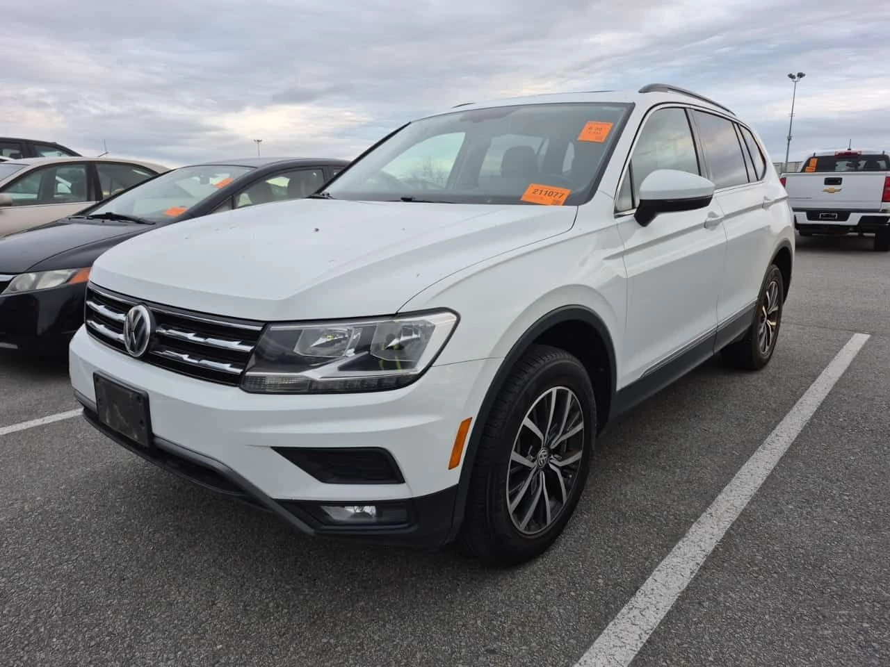 VW Tiguan  COMFORTLINE * ПАНОРАМА* 2 КЛЮЧА* CARFAX * 