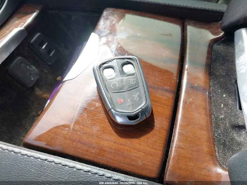 Cadillac Escalade 6.2l Esv 4Wd Premium Luxury, снимка 11 - Автомобили и джипове - 54351692