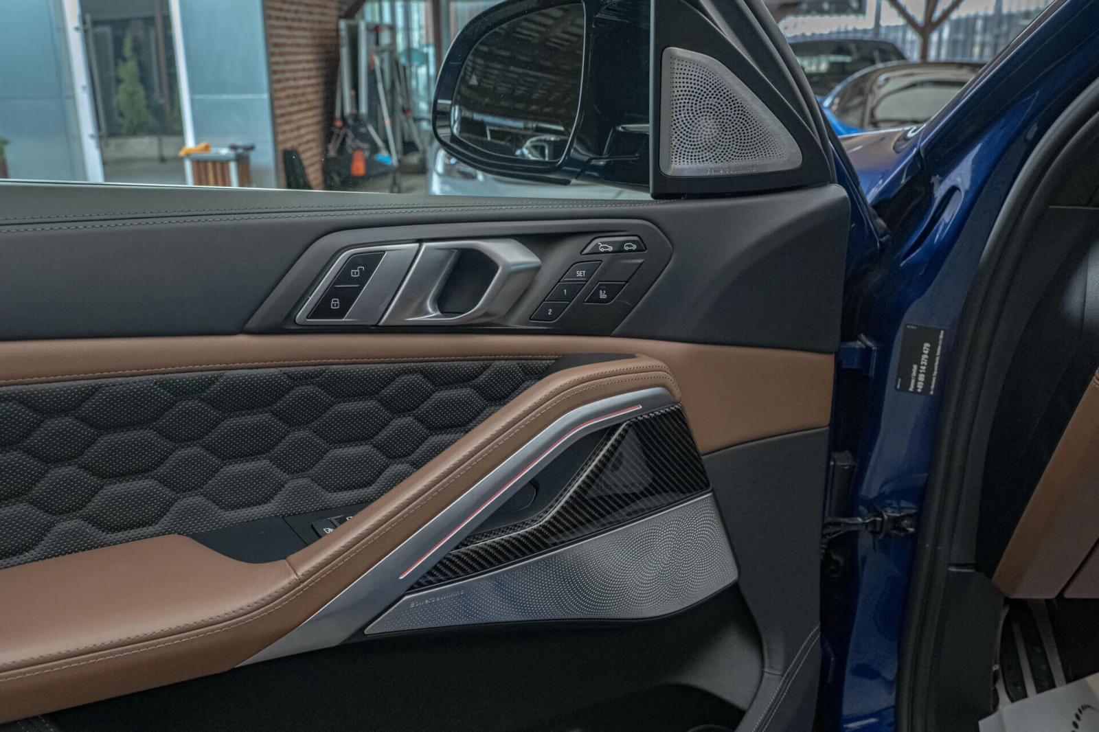 BMW X6 M Competition/Bowers & Wilkins/Carbon/Обдухване/Ка, снимка 8 - Автомобили и джипове - 54602491