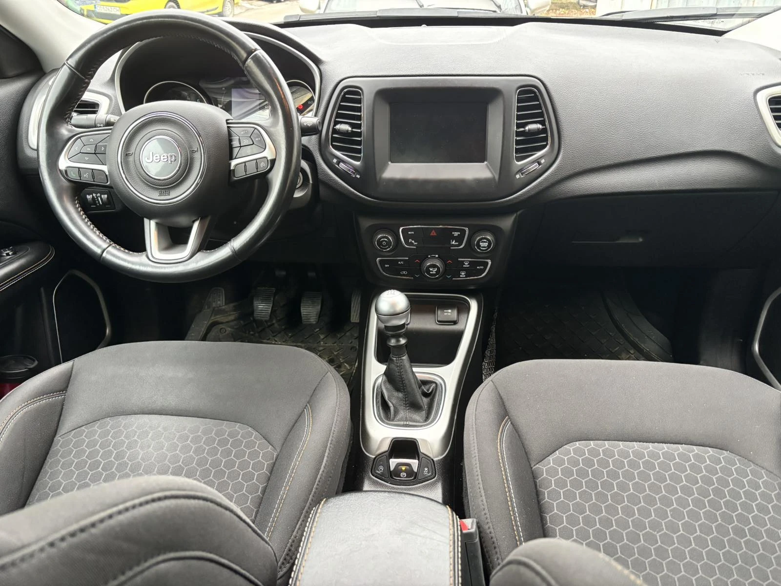 Jeep Compass LATITUDE , снимка 10 - Автомобили и джипове - 55549880