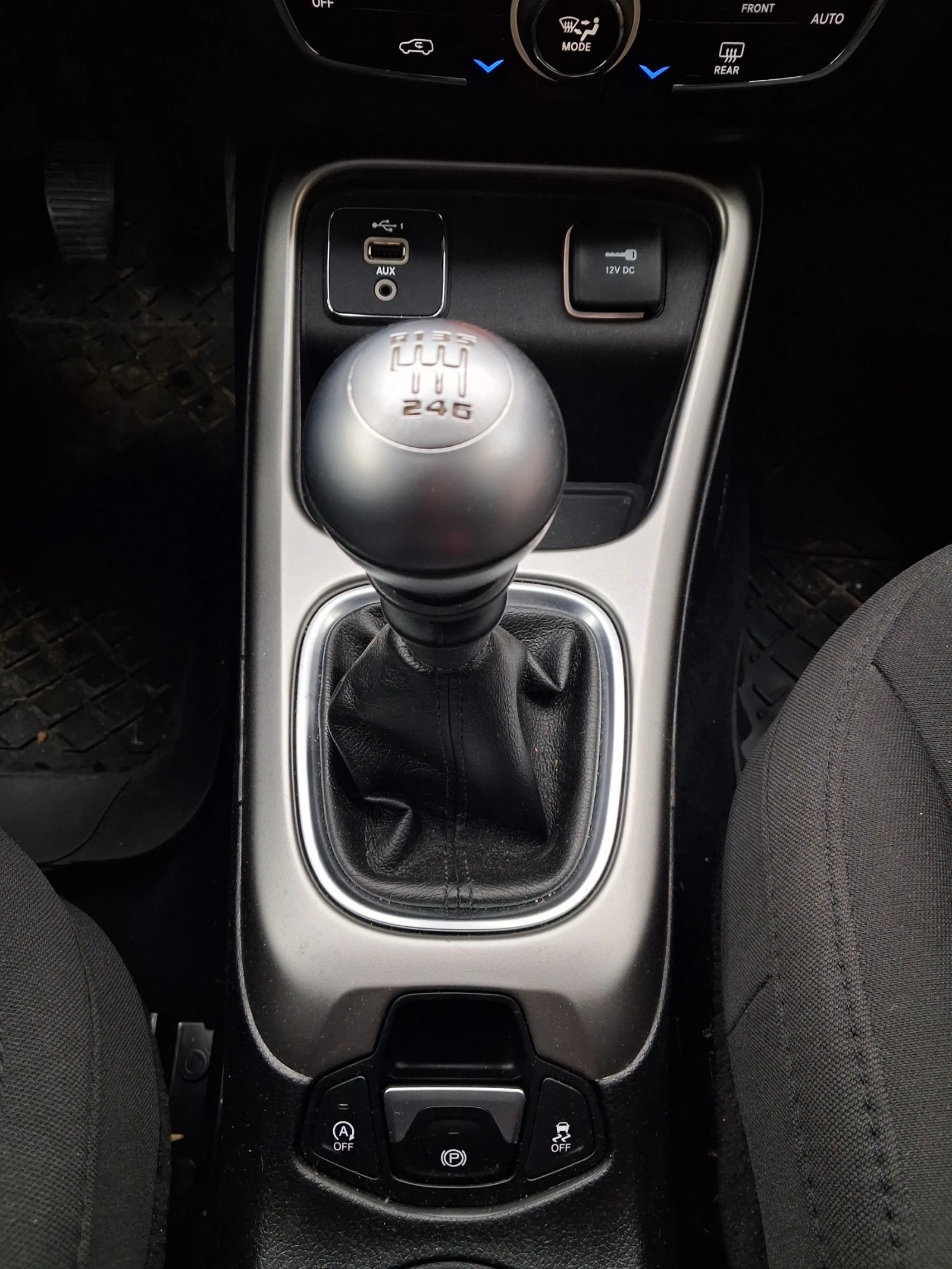 Jeep Compass LATITUDE , снимка 9 - Автомобили и джипове - 55549880