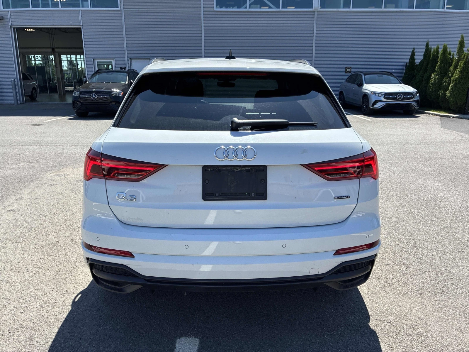 Audi Q3 Progressiv, снимка 4 - Автомобили и джипове - 55721510