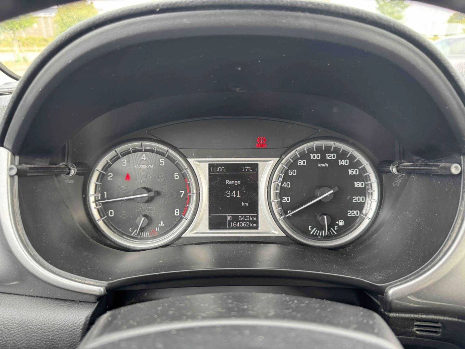 Suzuki Vitara Active 1.6 Бензин, снимка 4 - Автомобили и джипове - 55733280