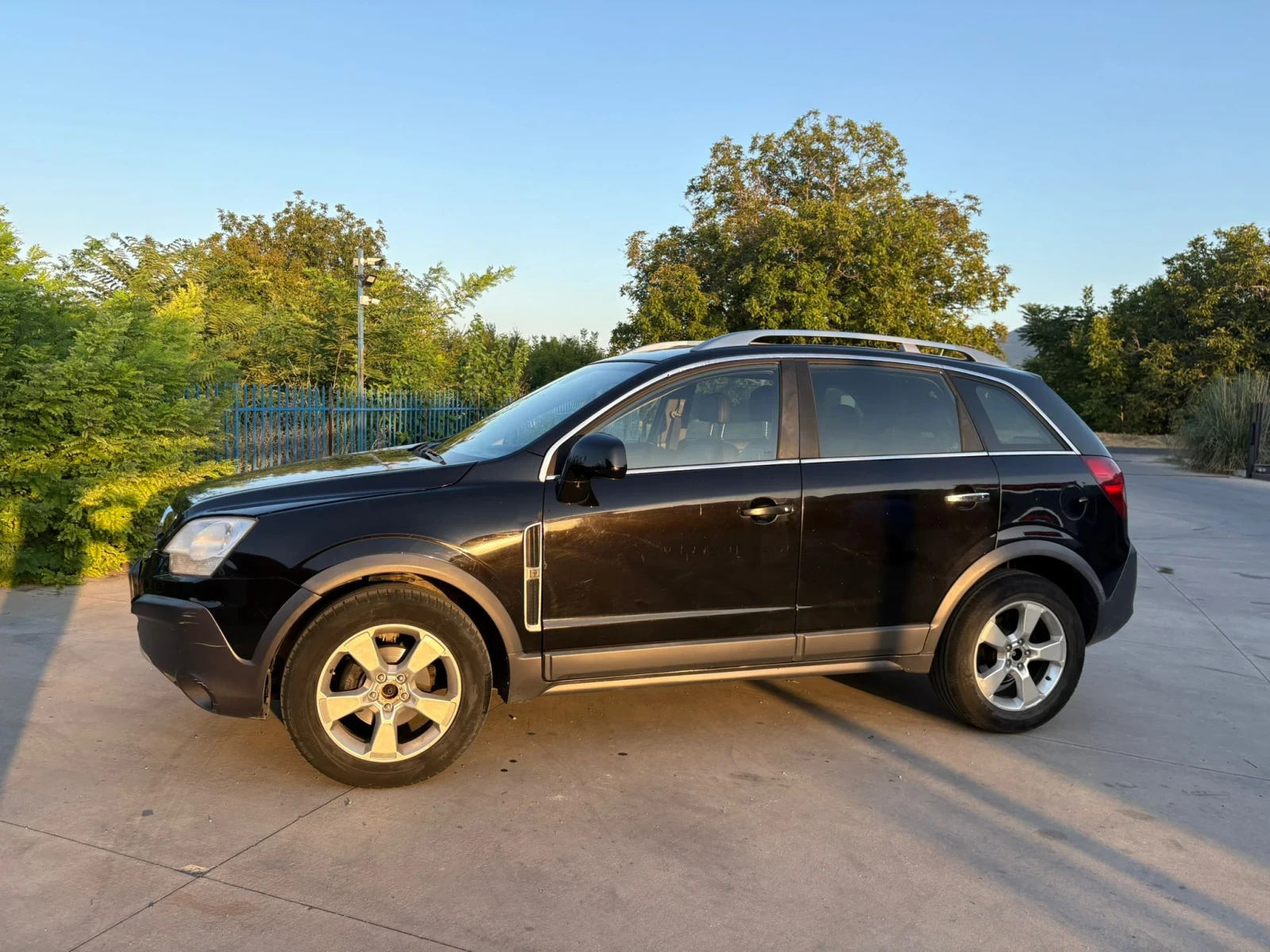 Opel Antara, снимка 4 - Автомобили и джипове - 55892569
