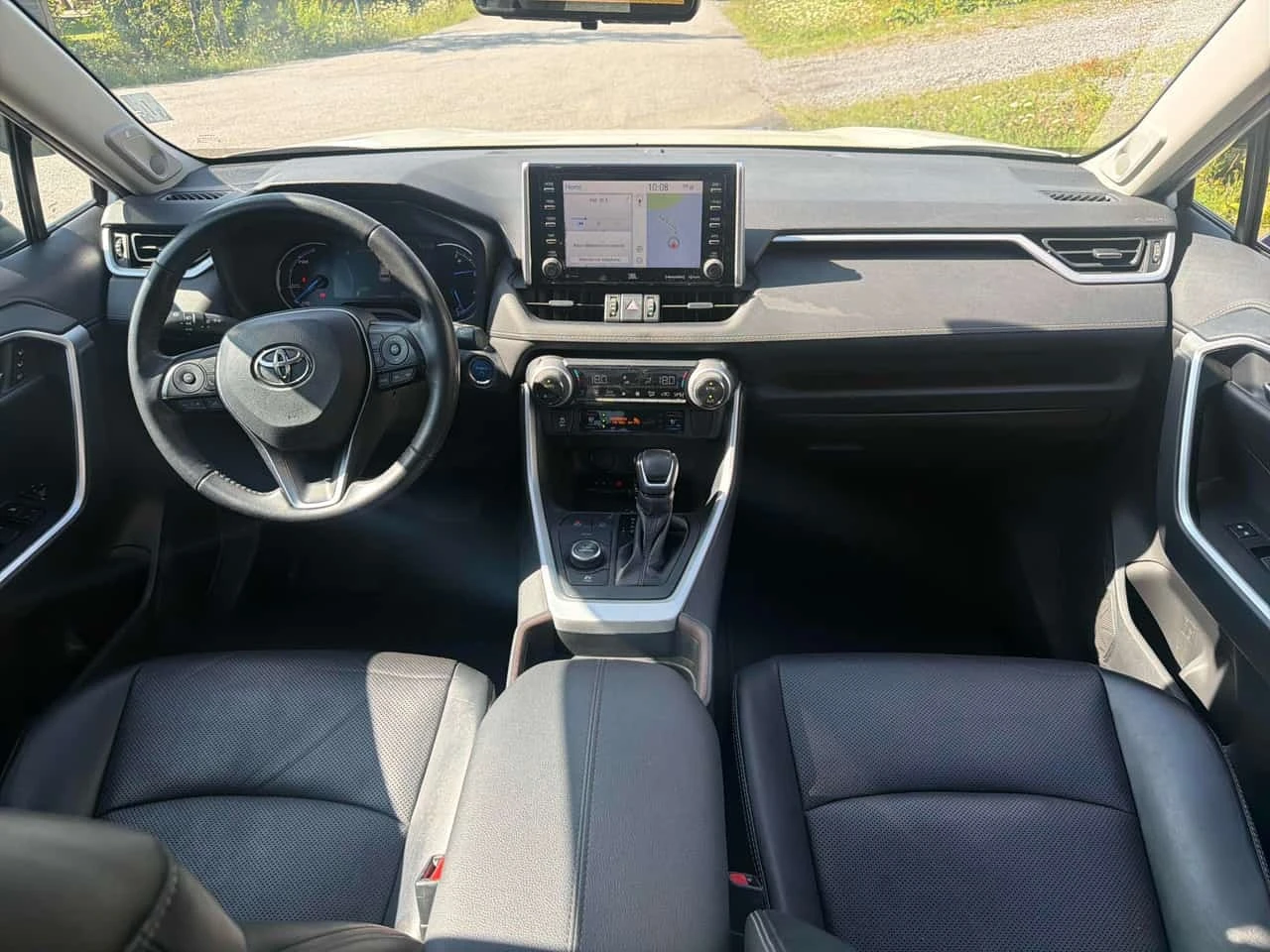 Toyota Rav4 AWD Hybrid Limited  CARFAX, снимка 12 - Автомобили и джипове - 56293002