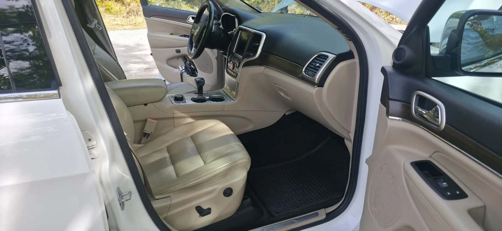 Jeep Grand cherokee, снимка 12 - Автомобили и джипове - 56450297