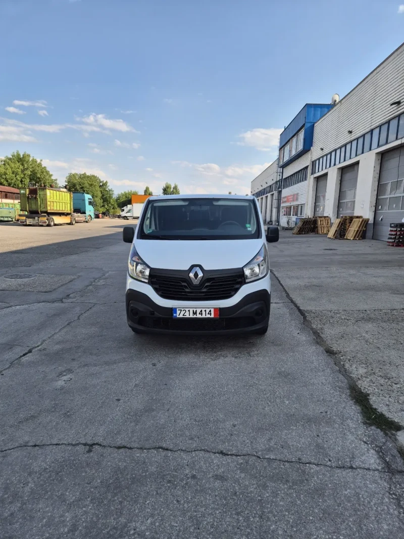 Renault Trafic 1.6 DCI Energy + ДДС, снимка 4 - Бусове и автобуси - 52543087