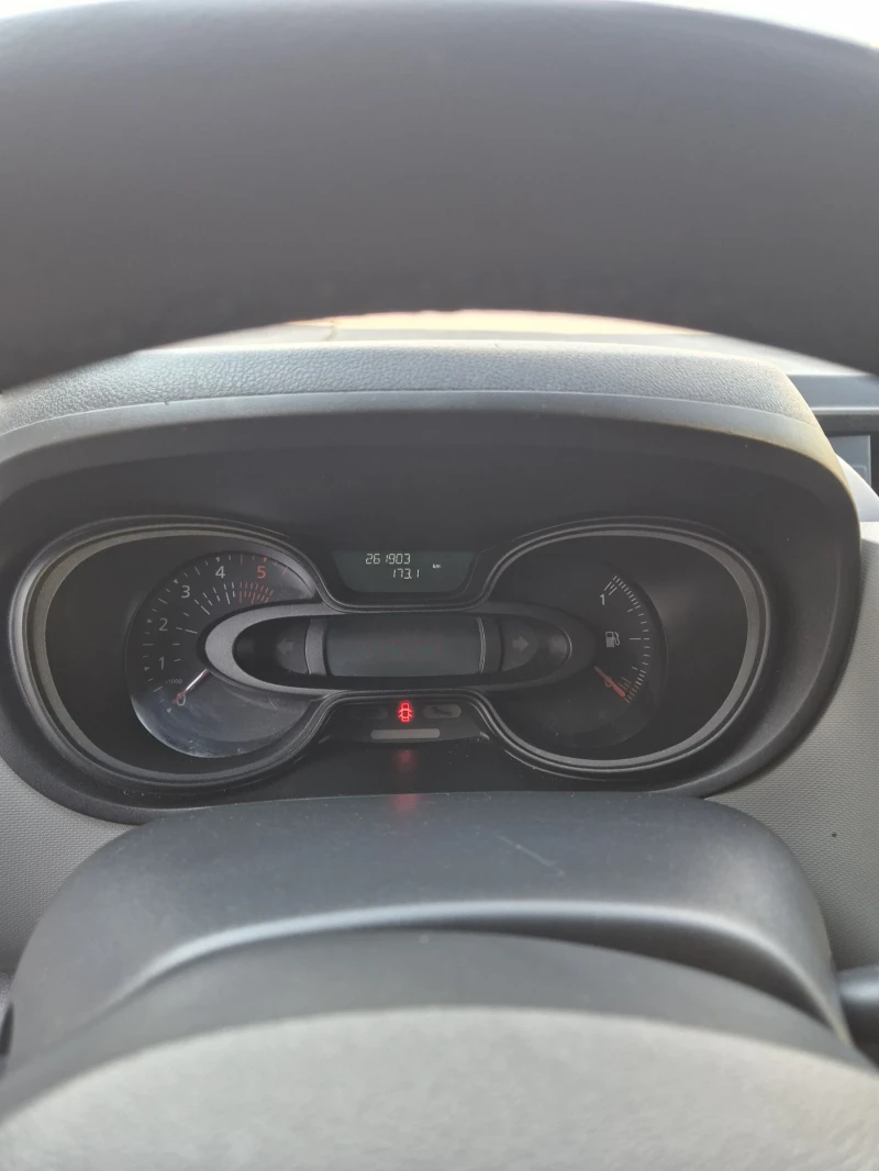 Renault Trafic 1.6 DCI Energy + ДДС, снимка 10 - Бусове и автобуси - 52543087