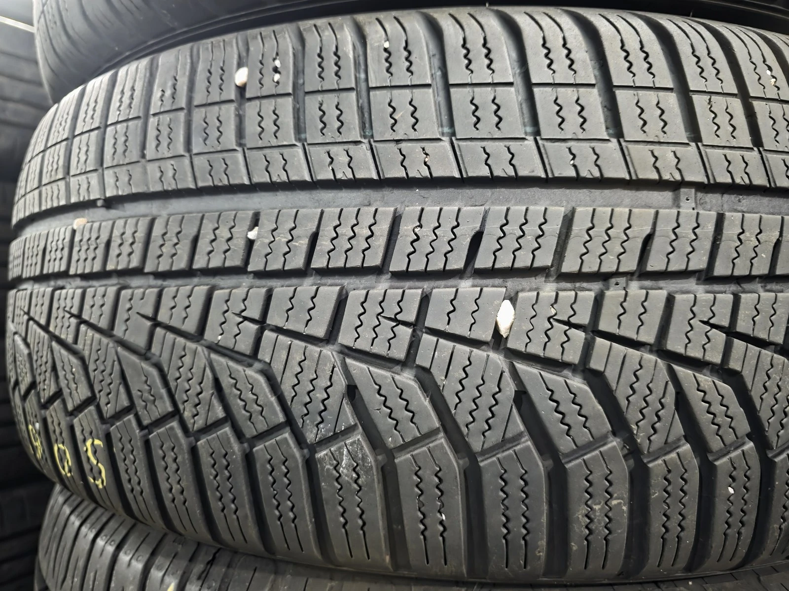 Гуми Зимни 205/55R17