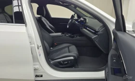 BMW 520 HEADUP* ПОДГРЕВ* ОБДУХ* КАМЕРИ* KEYLESS, снимка 8