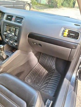 Обява за продажба на VW Jetta ~13 500 лв. - изображение 4