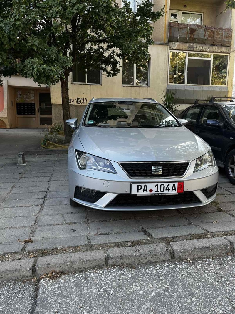 Seat Leon ST, снимка 1 - Автомобили и джипове - 45508179