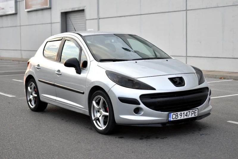 Peugeot 207 1.4 HDi, снимка 7 - Автомобили и джипове - 47510593