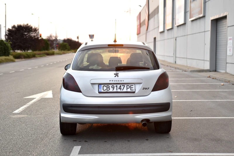 Peugeot 207 1.4 HDi, снимка 4 - Автомобили и джипове - 47510593