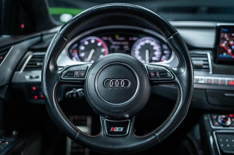 Audi S8 Plus* Ceramic* Carbon* , снимка 11 - Автомобили и джипове - 47404503