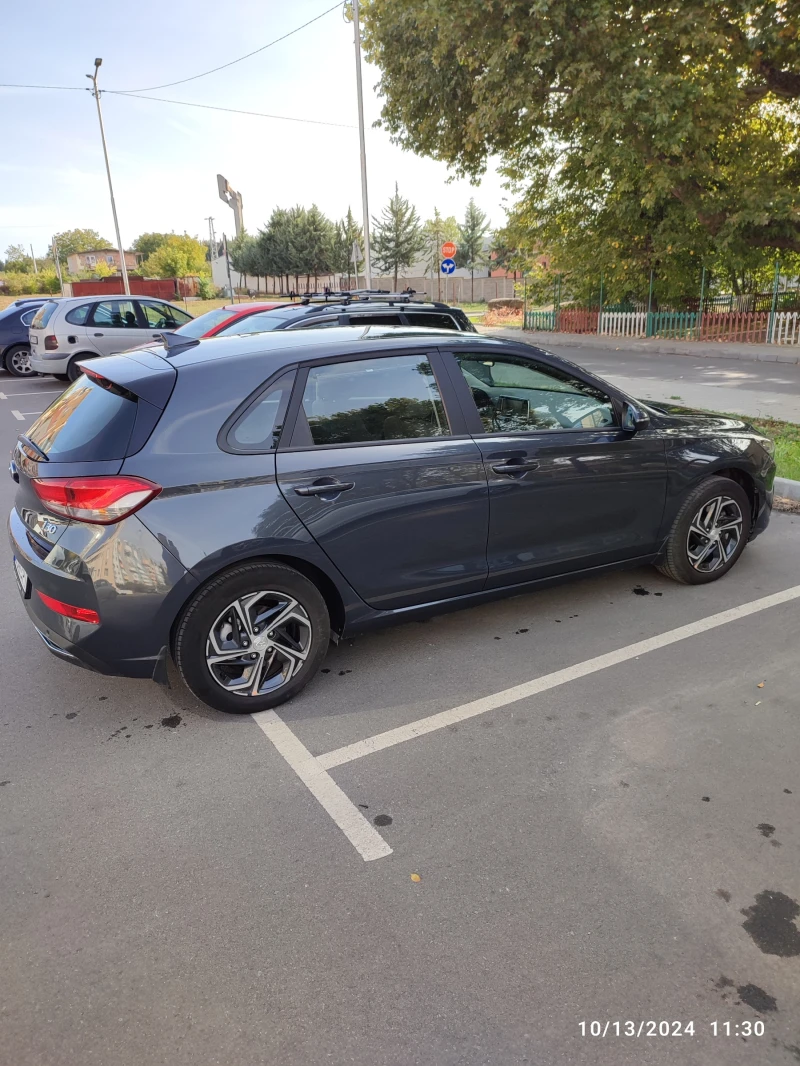 Hyundai I30 1.5 DPI 6MP, снимка 5 - Автомобили и джипове - 47615477