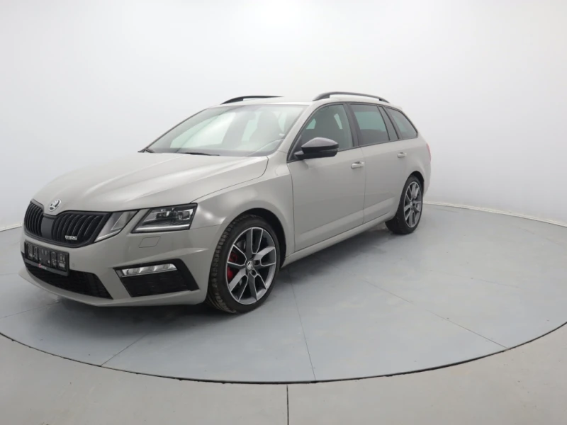 Skoda Octavia, снимка 1 - Автомобили и джипове - 48151369