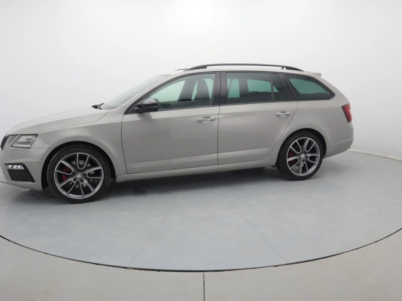 Skoda Octavia, снимка 5 - Автомобили и джипове - 48151369