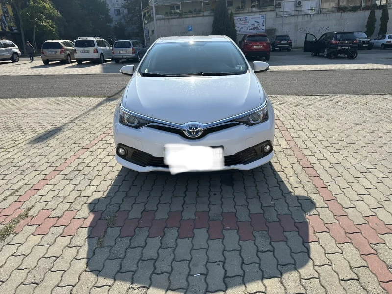 Toyota Auris, снимка 2 - Автомобили и джипове - 52487123