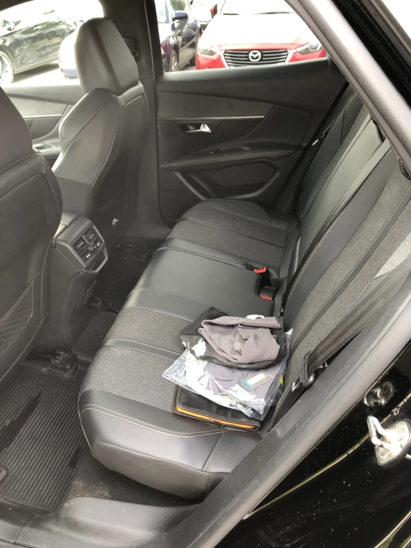 Peugeot 3008 GT-Line 2.0HDI 180hp AT8, снимка 9 - Автомобили и джипове - 52150318
