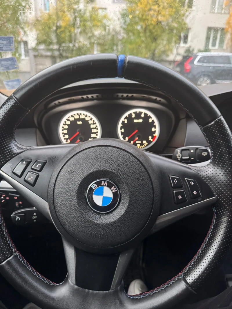 BMW 520, снимка 8 - Автомобили и джипове - 52598262