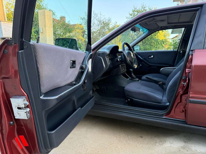 Audi 80, снимка 10 - Автомобили и джипове - 52665899