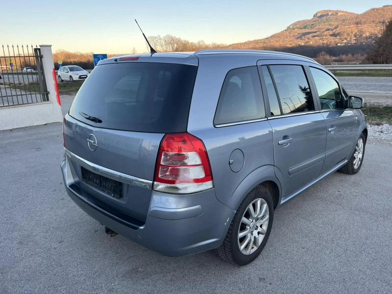 Opel Zafira 1.7 ECOFLEX 120кс 6 СКОРОСТИ 7 МЕСТА КЛИМАТРОНИК, снимка 4 - Автомобили и джипове - 52793361