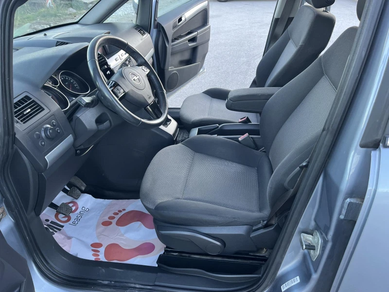 Opel Zafira 1.7 ECOFLEX 120кс 6 СКОРОСТИ 7 МЕСТА КЛИМАТРОНИК, снимка 8 - Автомобили и джипове - 52793361