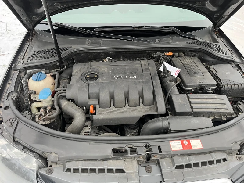 Audi A3 1, 9Tdi Sportback, снимка 12 - Автомобили и джипове - 53161063