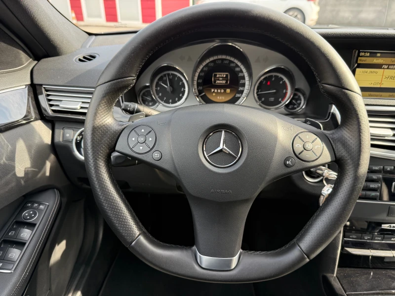 Mercedes-Benz E 250 d 4MATIC AMG LINE 100%РЕАЛНИ КИЛОМЕТРИ - ДОКАЗУЕМИ, снимка 12 - Автомобили и джипове - 53380555