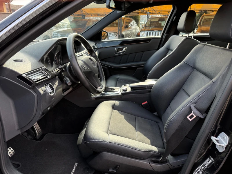 Mercedes-Benz E 250 d 4MATIC AMG LINE 100%РЕАЛНИ КИЛОМЕТРИ - ДОКАЗУЕМИ, снимка 9 - Автомобили и джипове - 53380555