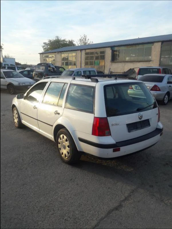 VW Golf 1.9tdi, снимка 3 - Автомобили и джипове - 23241125