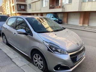 Peugeot 208, снимка 4 - Автомобили и джипове - 48561047