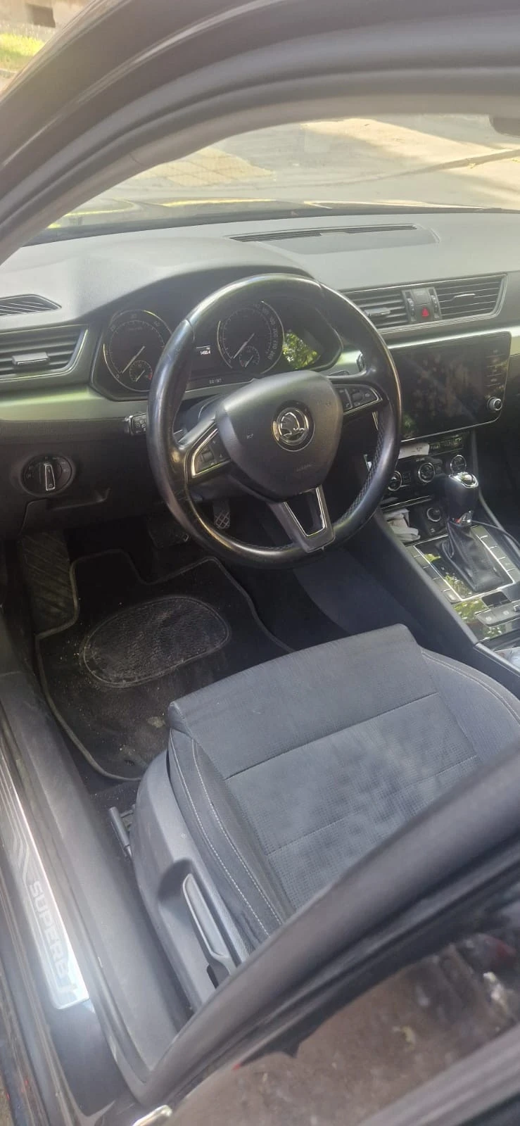 Skoda Superb  - изображение 8
