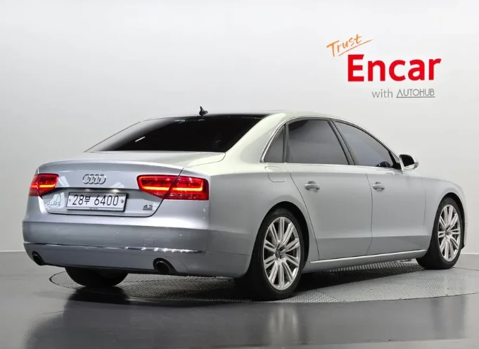 Audi A8 4.2 QUATTRO - изображение 2