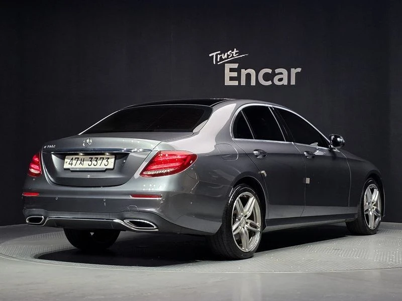 Mercedes-Benz E 350 E350d| 260к.с.| ВКЛ.ТЕХНОТЕСТ, снимка 2 - Автомобили и джипове - 55616694