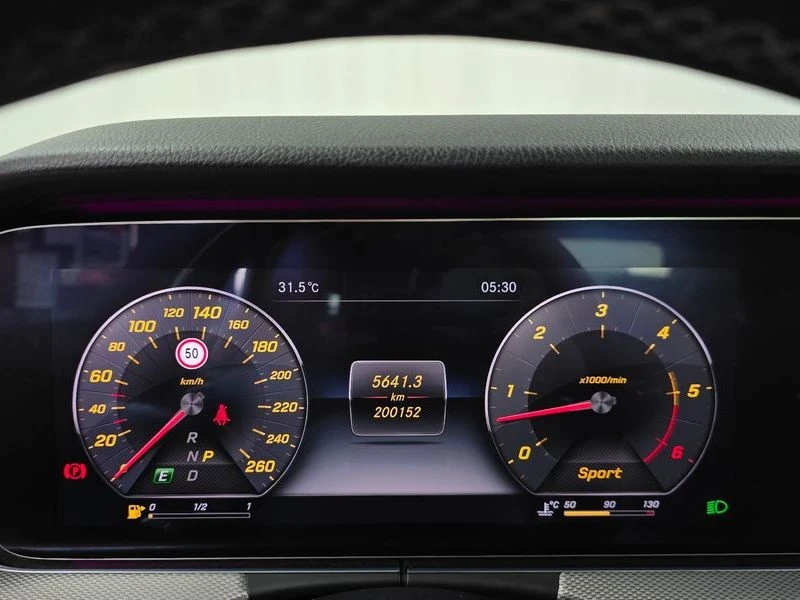Mercedes-Benz E 350 E350d| 260к.с.| ВКЛ.ТЕХНОТЕСТ, снимка 8 - Автомобили и джипове - 55616694
