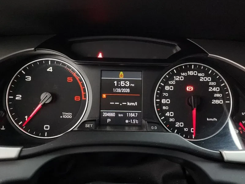 Audi A4 2.0 TDI - САМО 30% АВАНС, снимка 8 - Автомобили и джипове - 56114906